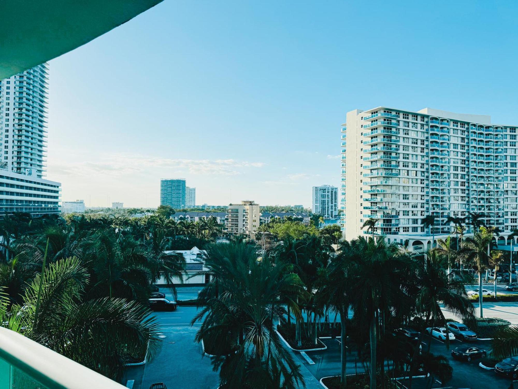 The Tides Condo On Hollywood Eksteriør billede